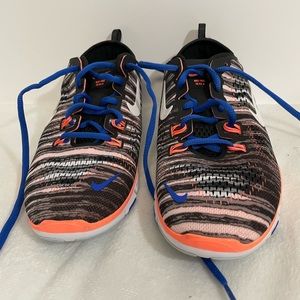 Niki free 5.0 size 71/2